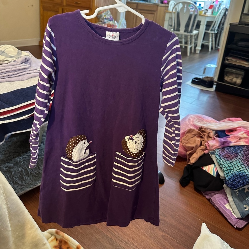 Casual Purple Dress with Striped Sleeves